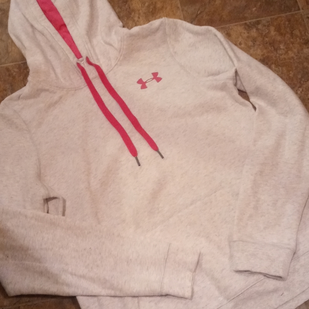 Women's Under Armour hoodie size small